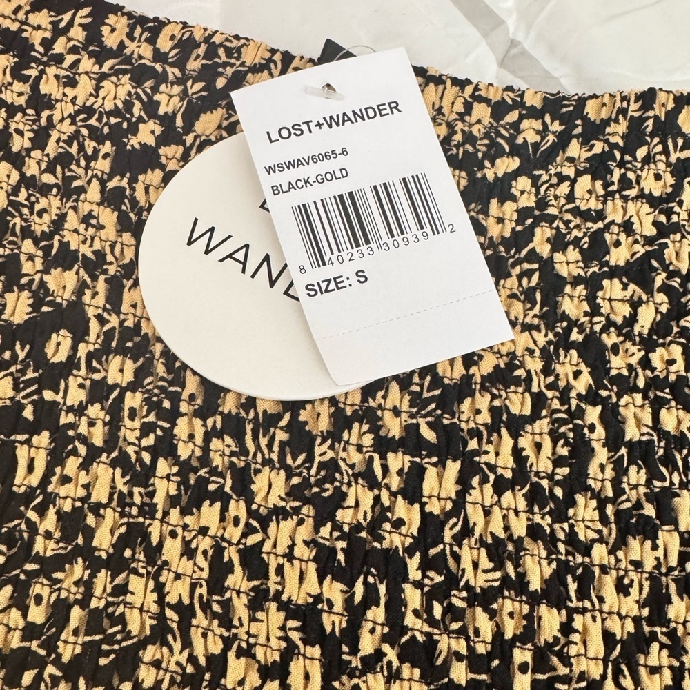 Lost + Wander Smocked Floral Mini Skirt Black Gold Ruffle Hem Size S NWT - Picture 10 of 13